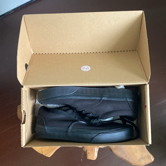 Vans Doheny Black/Black Canvas Classic Shoe - Picture 6 of 6